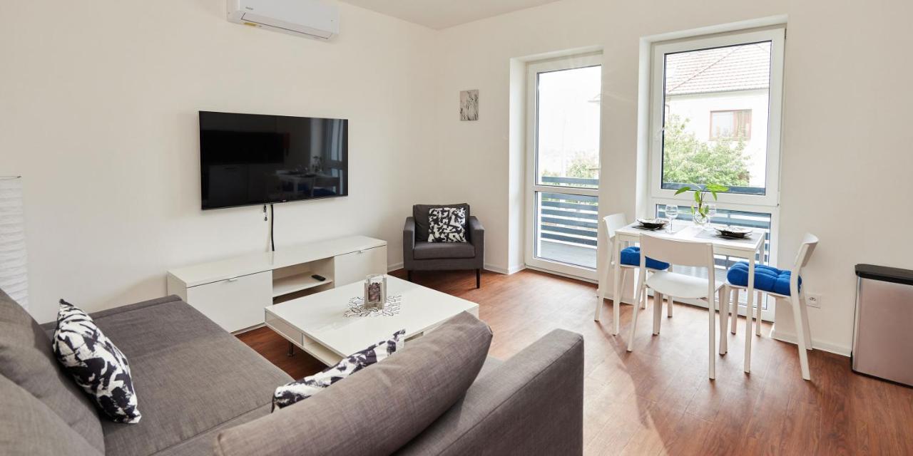 Ella Apartments Zlín Εξωτερικό φωτογραφία