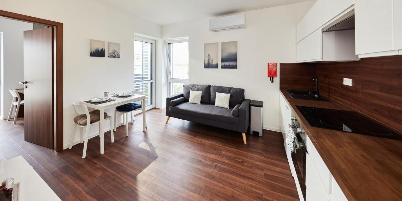 Ella Apartments Zlín Εξωτερικό φωτογραφία