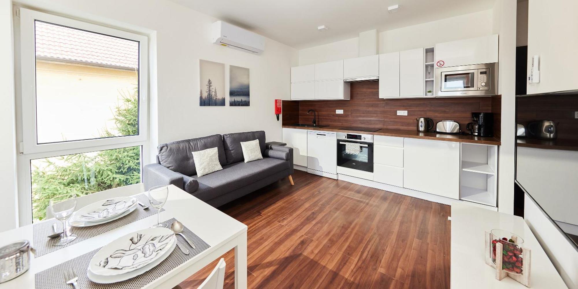 Ella Apartments Zlín Εξωτερικό φωτογραφία